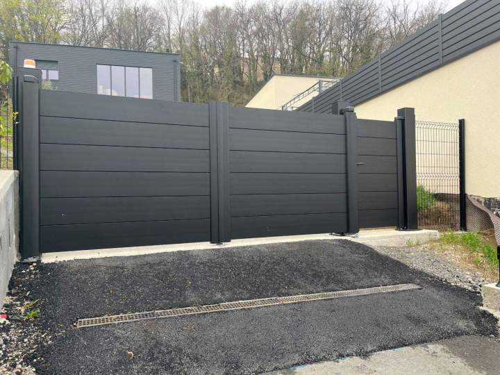Portail et portillon design Romagnat