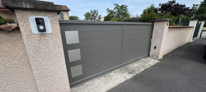 Fabrication de menuiserie artisanale à Romagnat